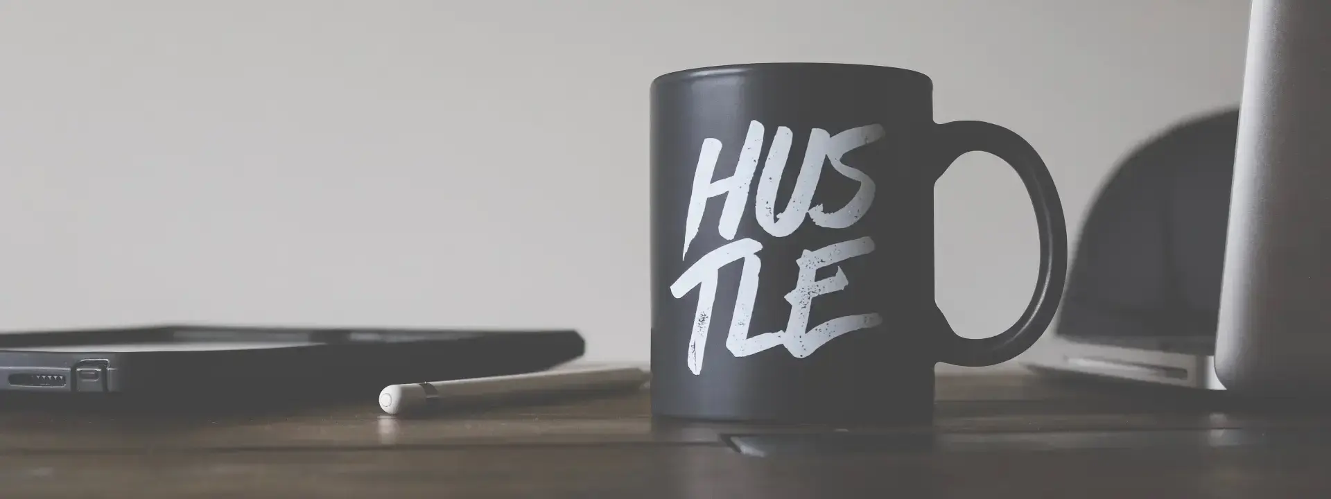 A Comprehensive Guide to The Side Hustle