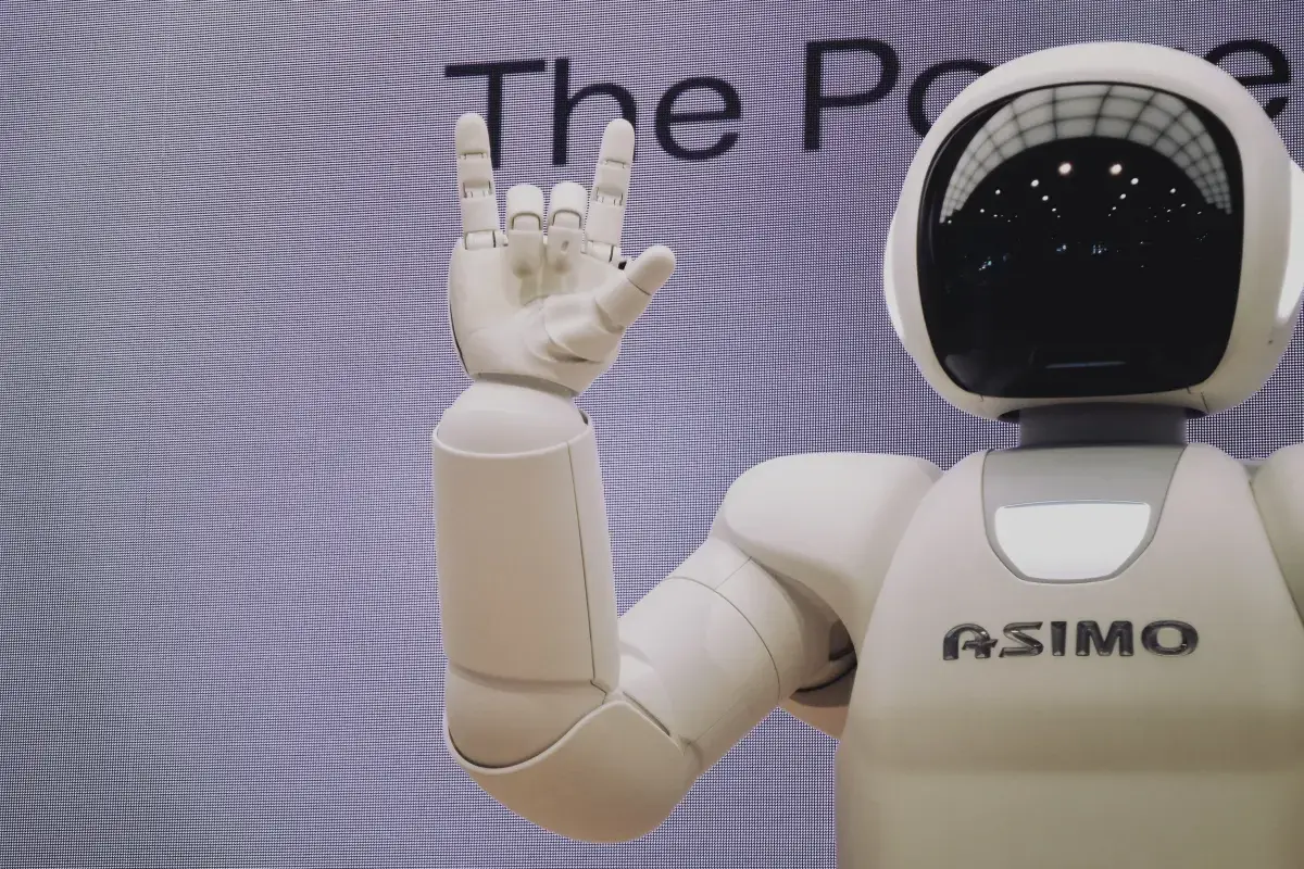 Will an AI Robot Take My Job? Image11