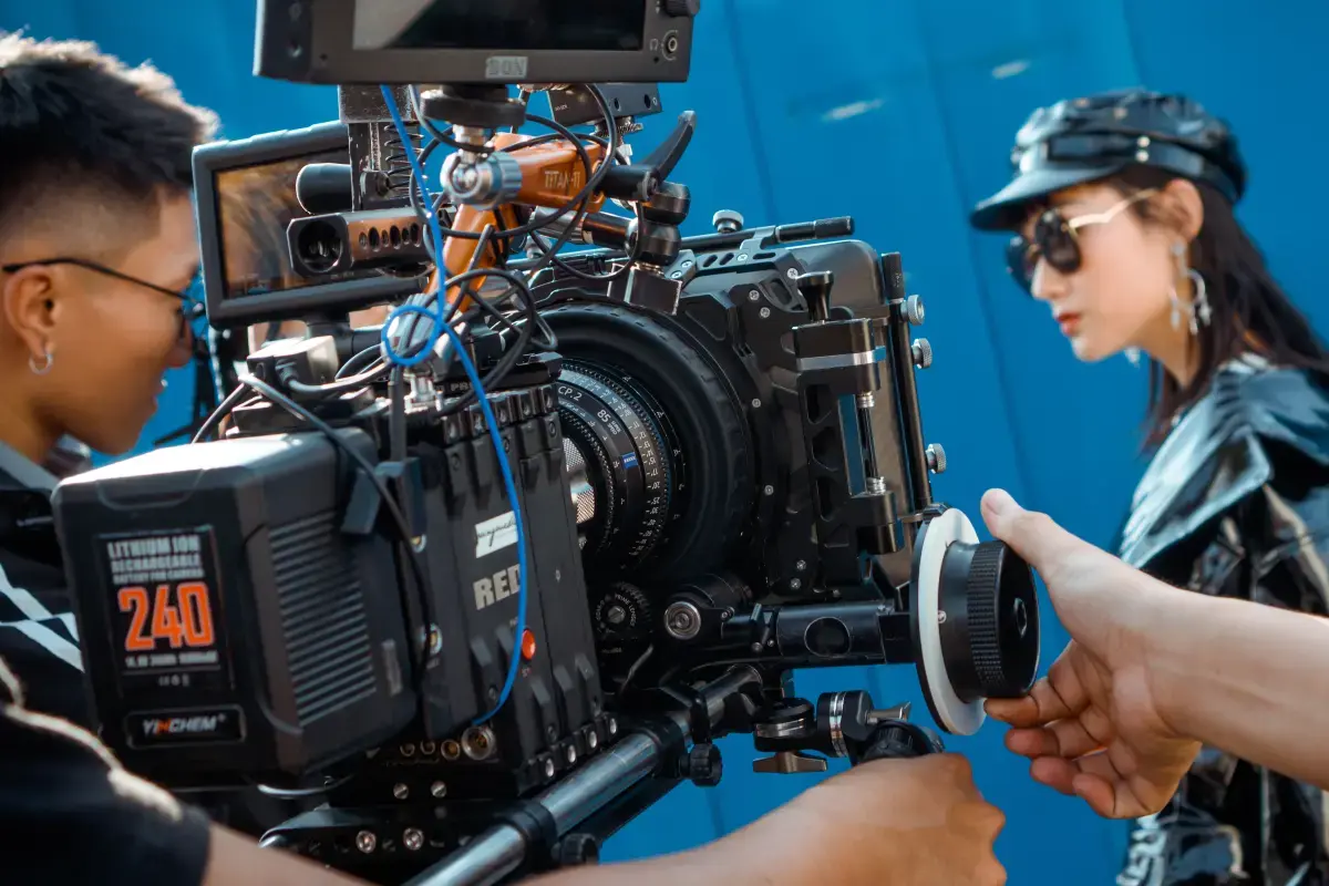 What is an expert Film Producer?