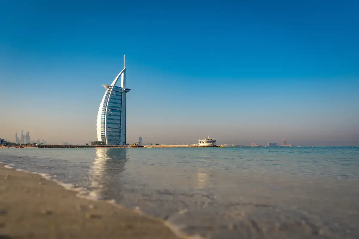 Finding a Job in United Arab Emirates