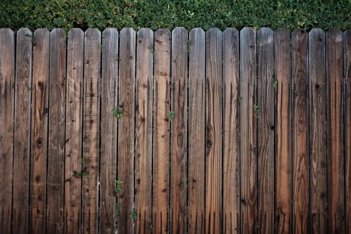 What is a Fence & Gate Repair?