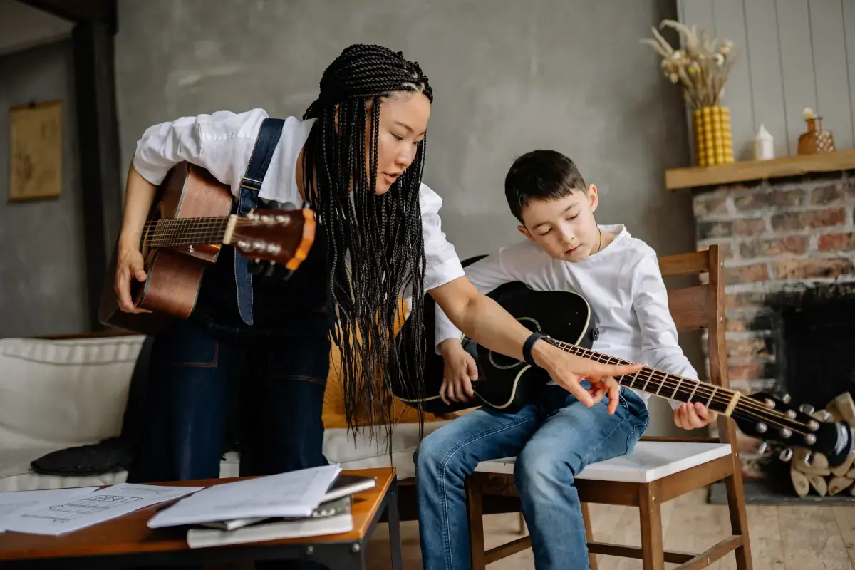 What is a Guitar Instructor?