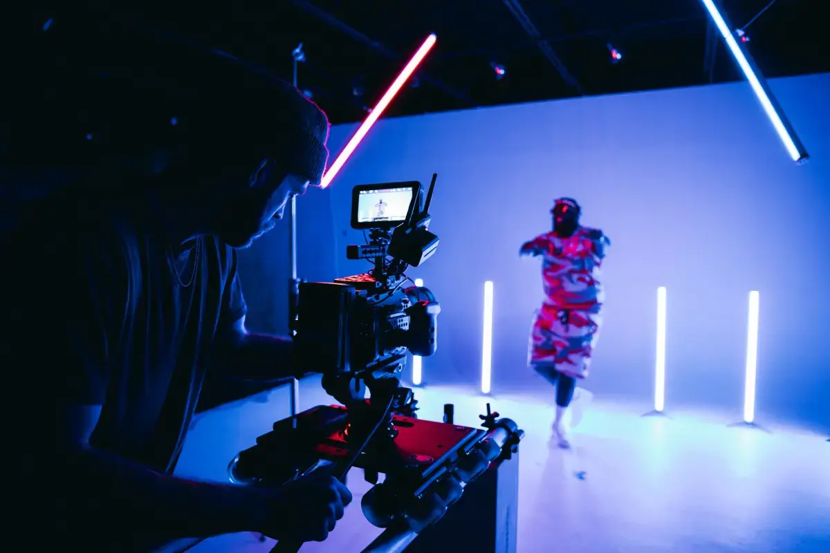 What is an expert Music Video Engineer?