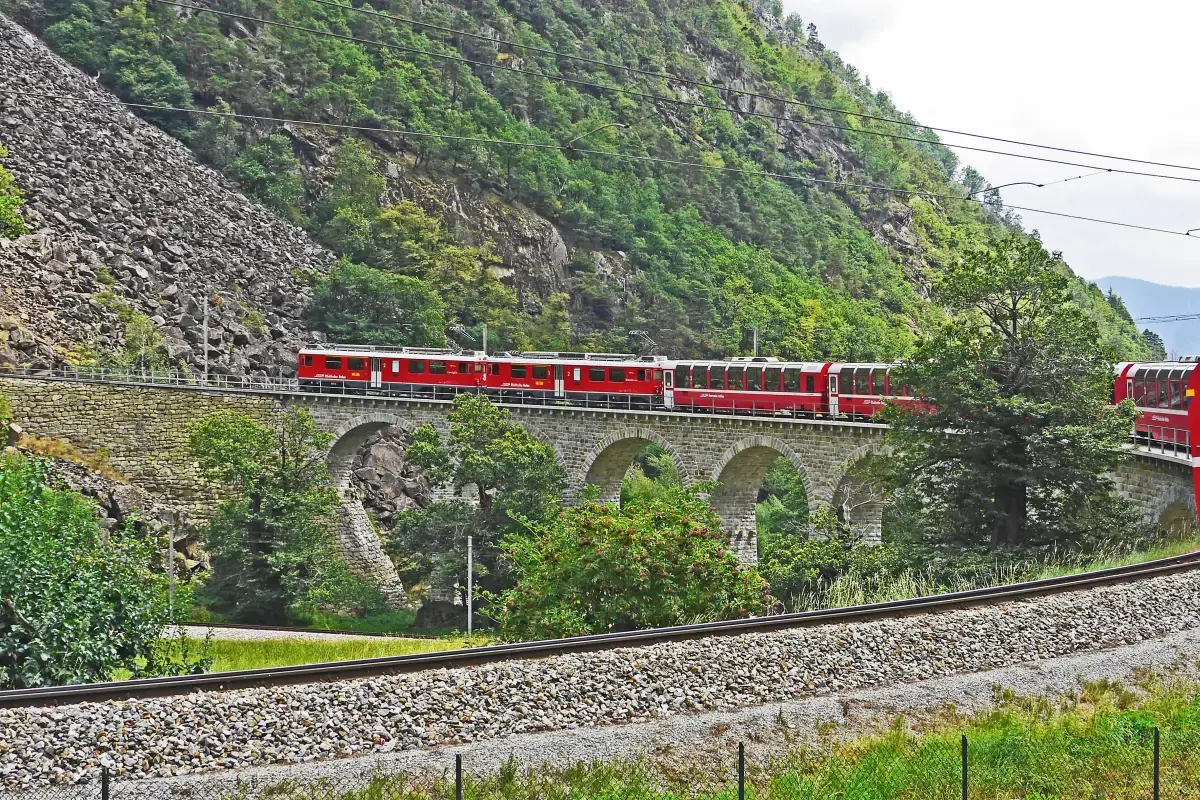 Train & Rail Staff in Luxembourg