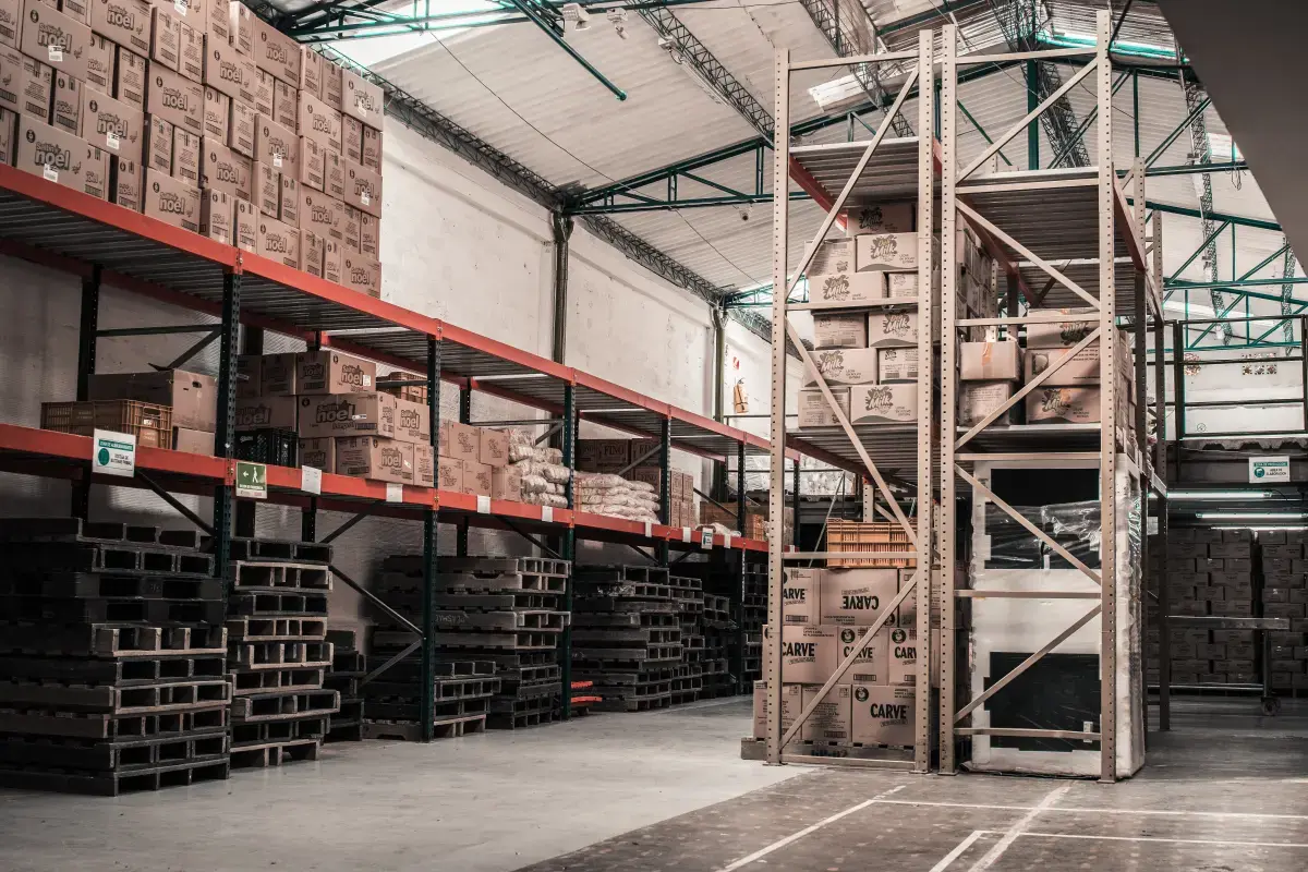 What is a Warehouse Worker?